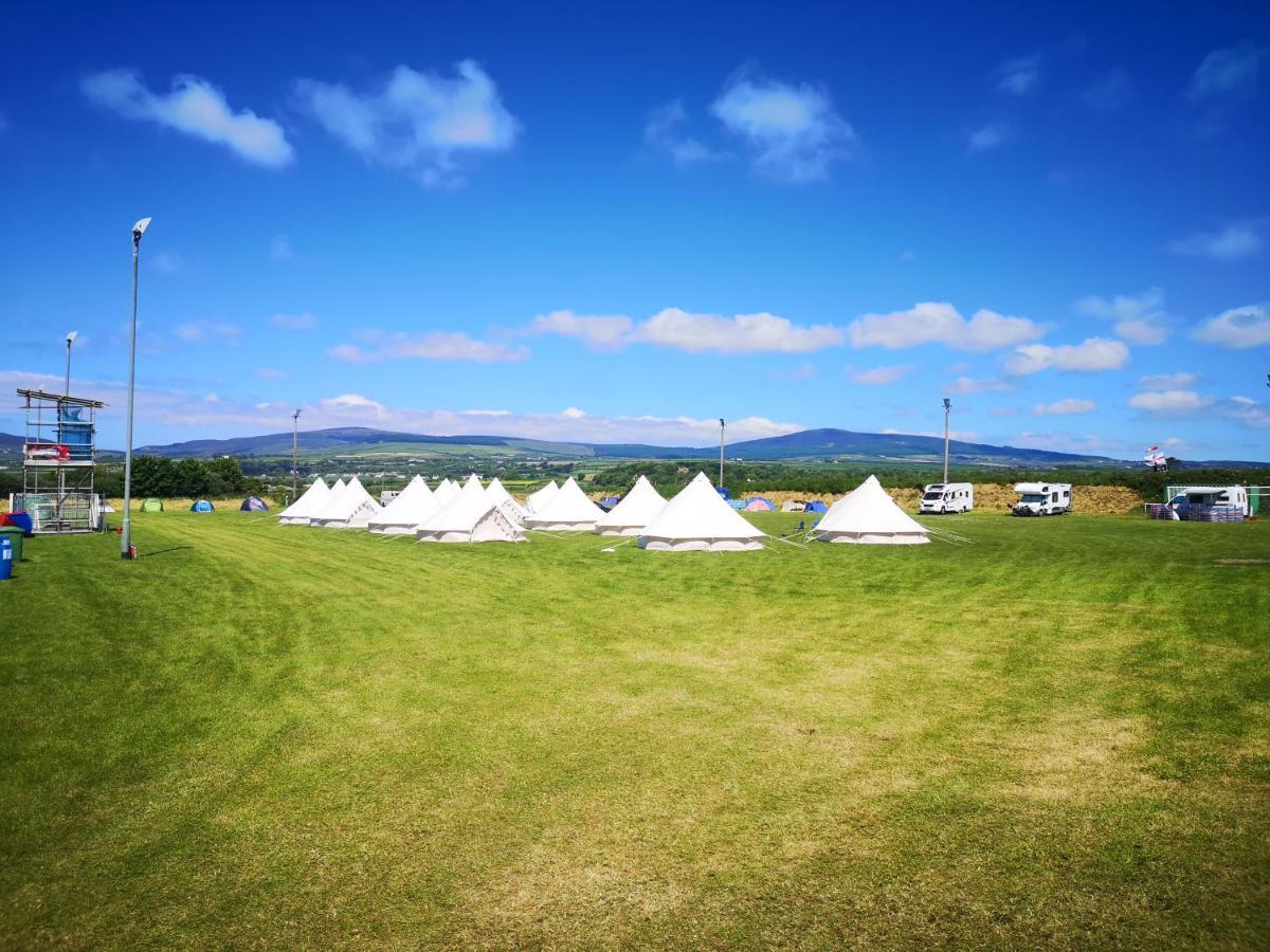 Nine Yards Bell Tents At The Tt - Castletown Ngoại thất bức ảnh